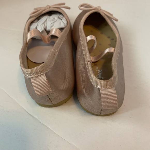 Cat & Jack Rose Gold Little Girl’s - Picture 5 of 7